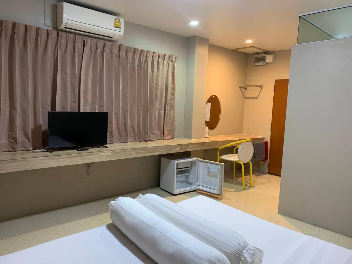 Lithai Guesthouse Phitsanulok Extérieur photo