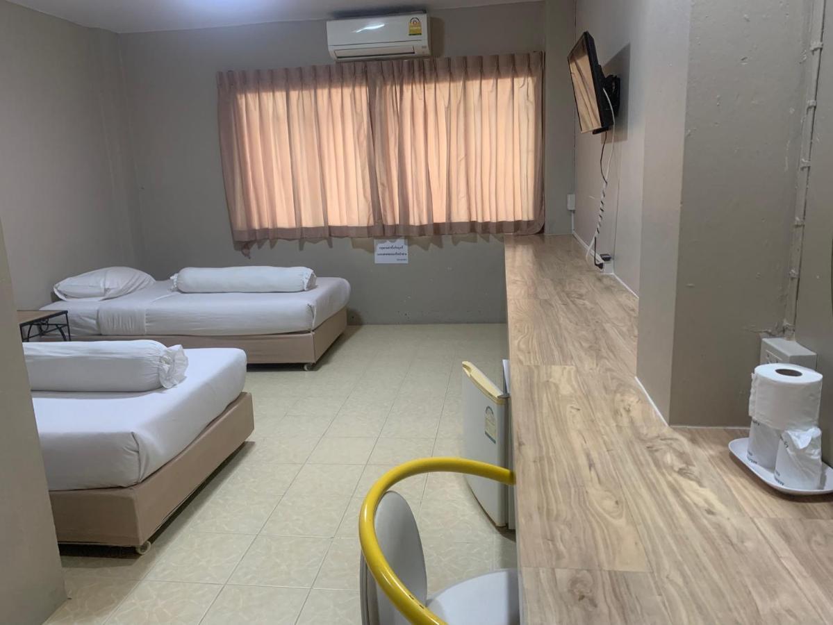 Lithai Guesthouse Phitsanulok Extérieur photo